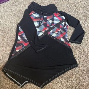 Adorable top for leggings
